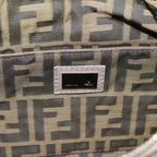 FENDI Zucca Shoulder Bag Leather Beigeki4903