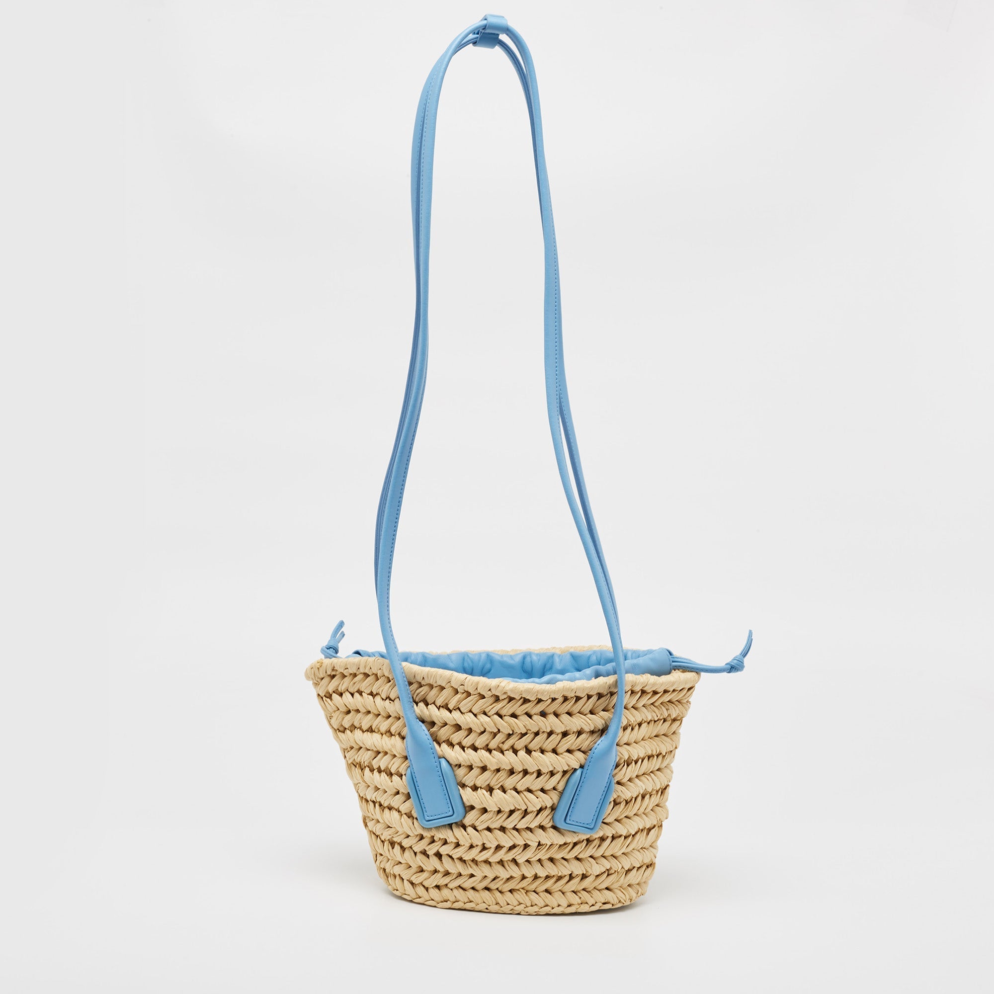 BOTTEGA VENETA Light Blue/Beige Raffia and Leather Small Arco Basket Bag