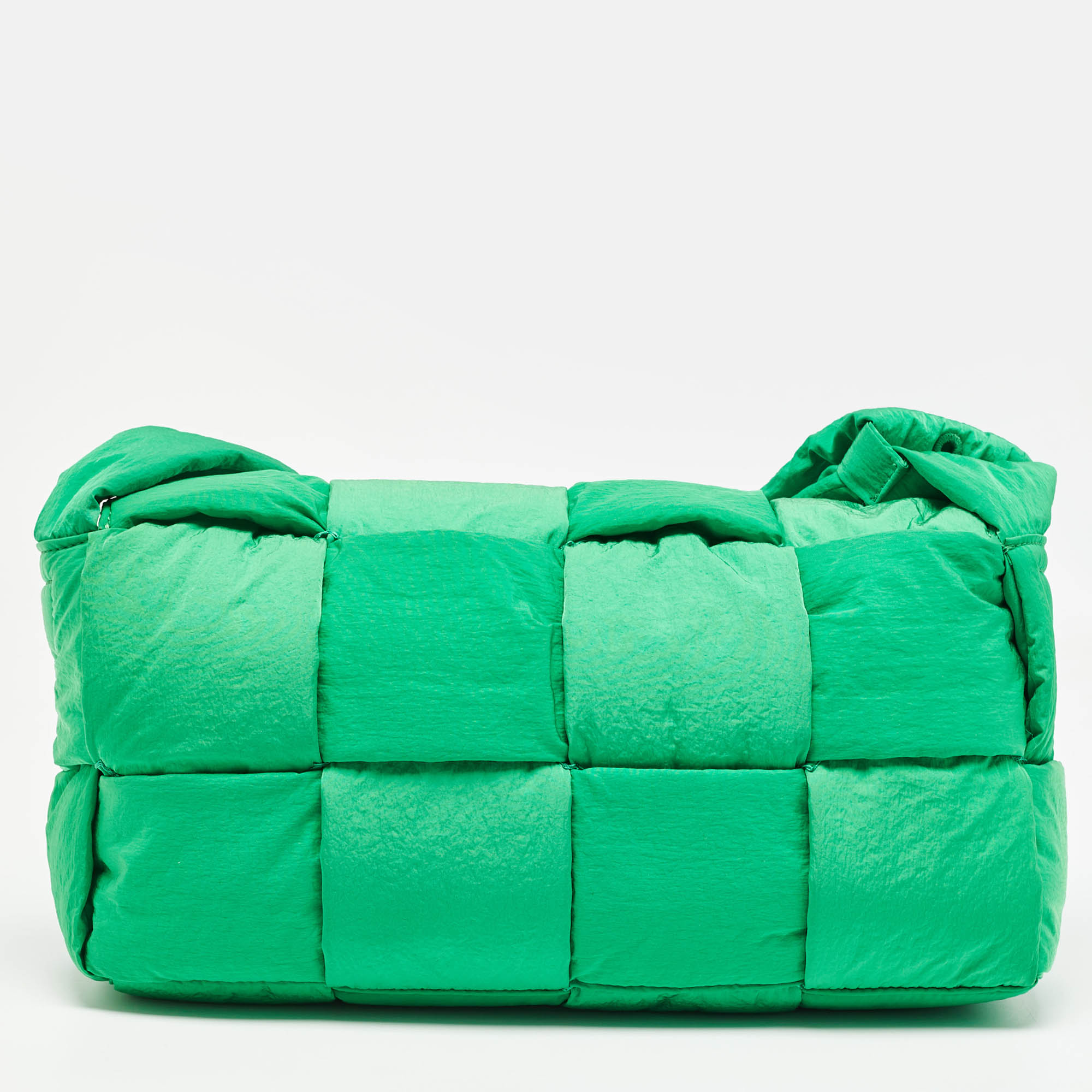 BOTTEGA VENETA Green Intrecciato Fabric Padded Cassette Shoulder Bag