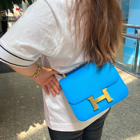 HERMES Frida Blue Constance24