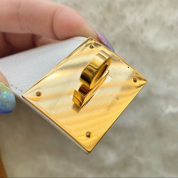 HERMES Kelly Dog leather bracelet white/ gold