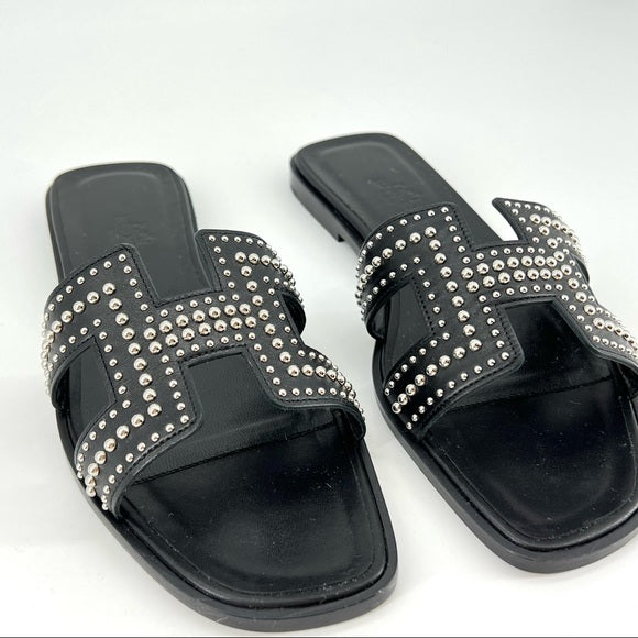 HERMES rivet oran sandals in black leather