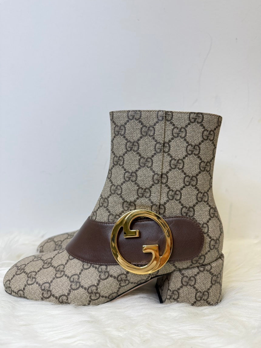 Gucci Beige GG Canvas Leather Gold Logo Short Boots Size 37