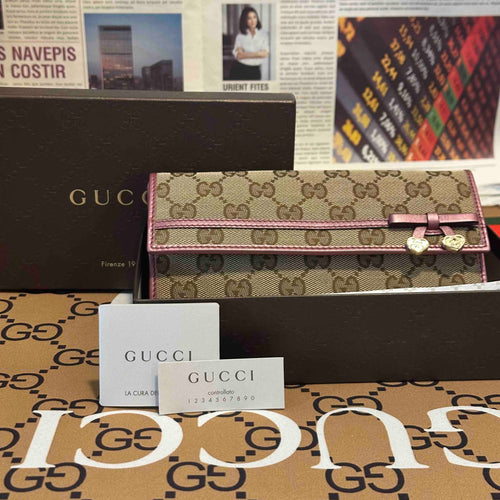 Gucci GG Monogram Beige Canvas Wallet with Pink Accents