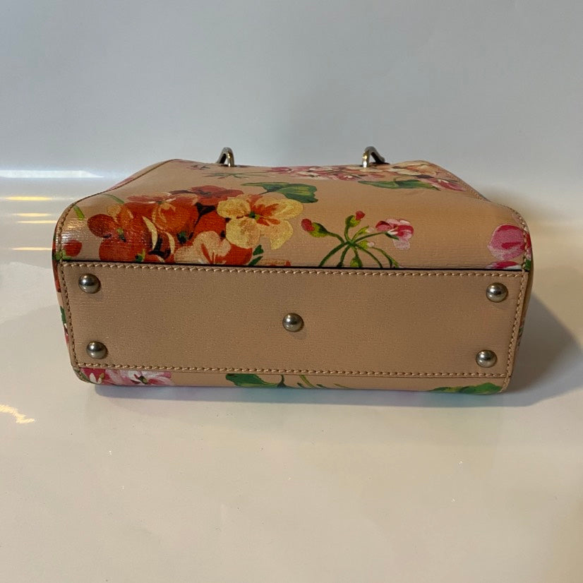 Gucci Floral Print Small Bamboo Handle Bag in Beige Leather
