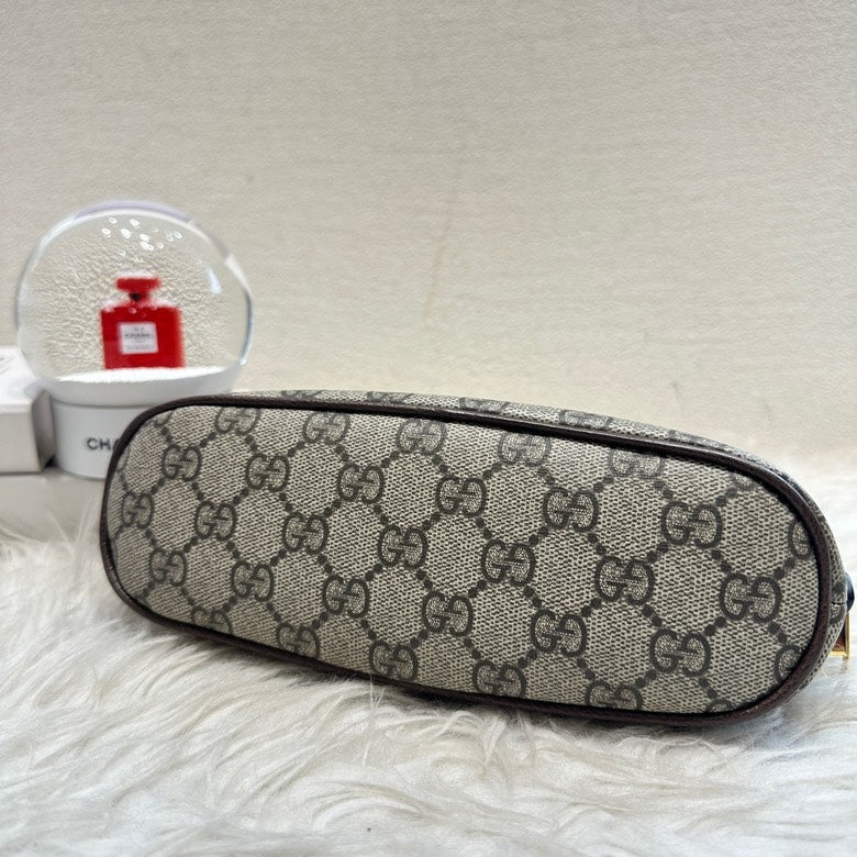 Gucci ophidia clutch