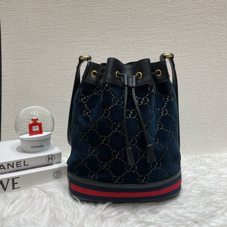 Gucci velvet backpack