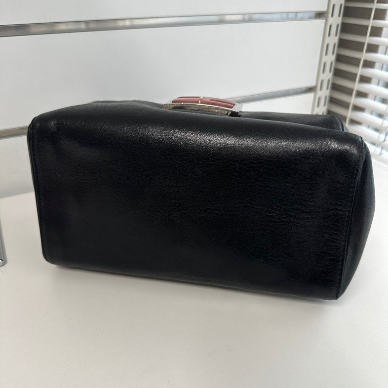 Fendi Baguette Black Leather Shoulder Bag 2782