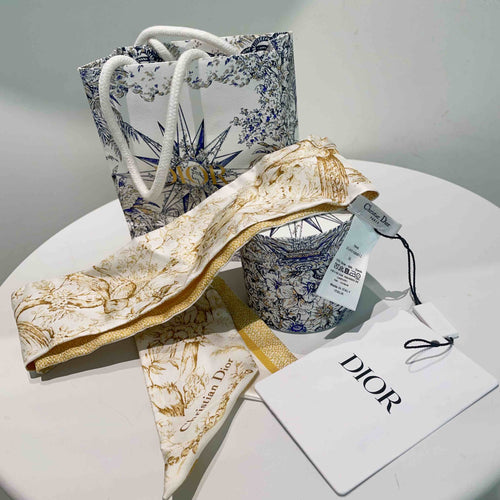 UNUSED Christian Dior Twilly in Beige Silk OS Scarves and Shawls