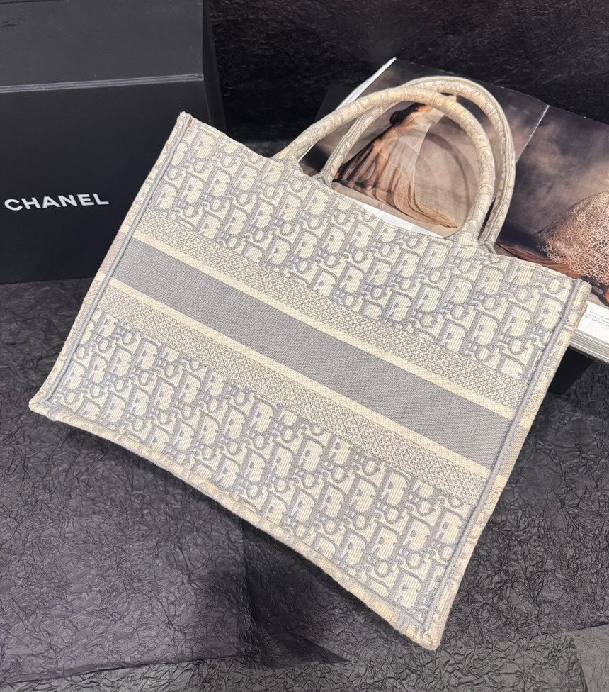Dior Oblique Tote Bag Grey 2020 - Christian Dior