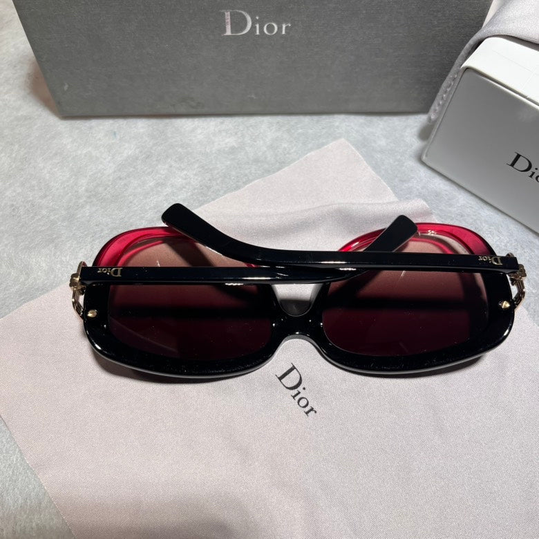 Christian Dior Sunglasses OS Black Red Gradient