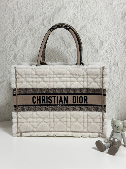 Dior  Shopping Tote Off-White Tote Bag
