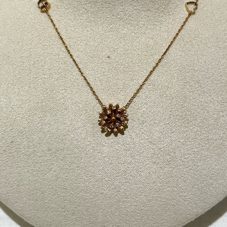 Gucci 18K Yellow Gold Necklace 41-43cm Flower Design