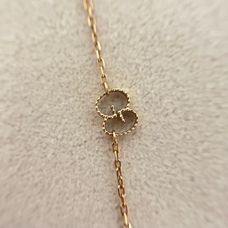 Gucci 18K Yellow Gold Necklace 41-43cm Flower Design