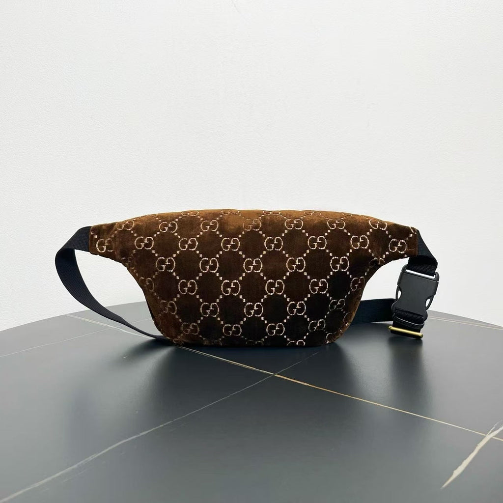 Gucci GG Supreme Brown Waist Bag