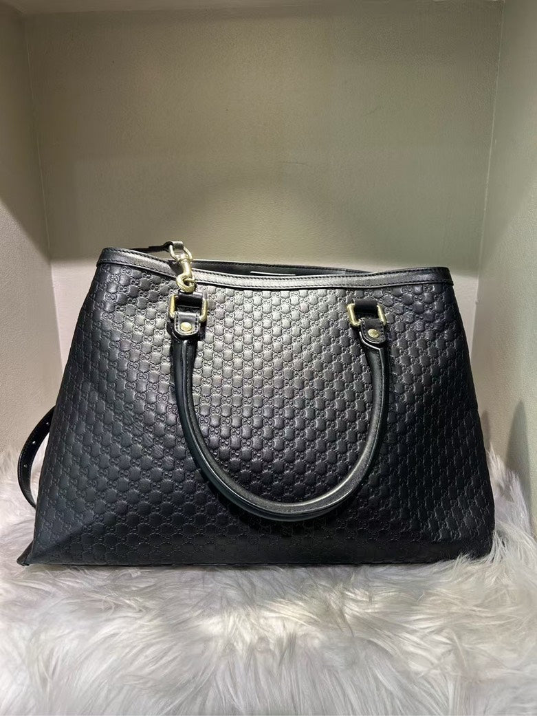 GUCCI GG Microguccissima Black Leather Satchel