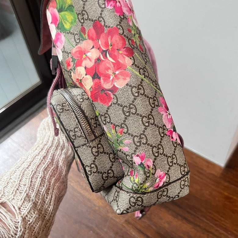 Gucci Blooms Supreme Backpack AG354 Floral Canvas