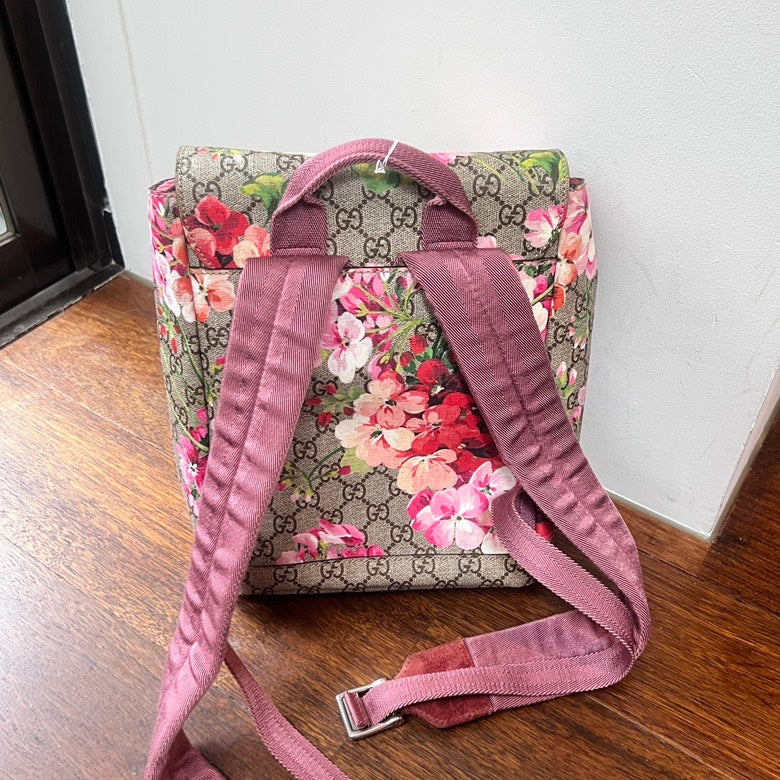 Gucci Blooms Supreme Backpack AG354 Floral Canvas