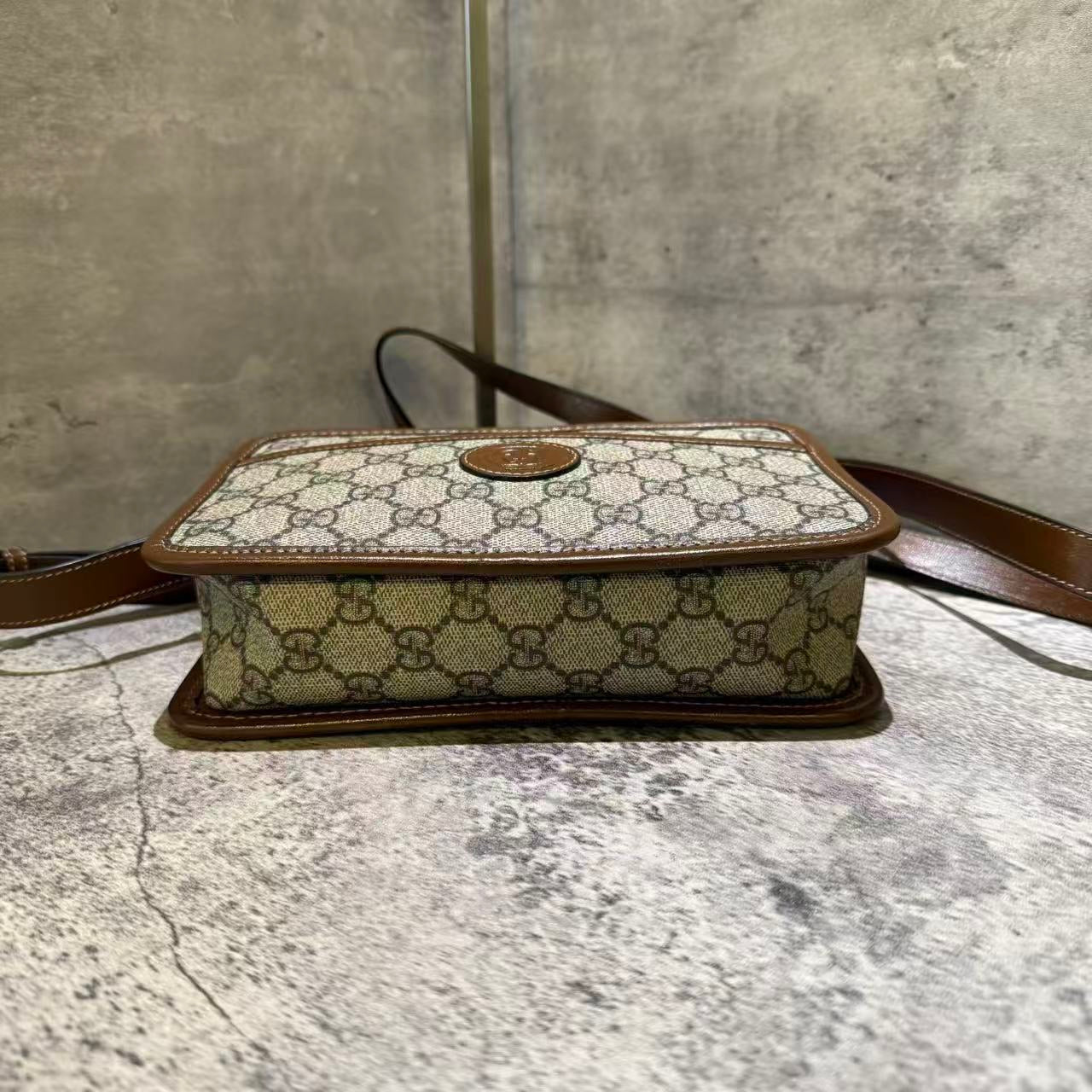 ❤️‍🔥  Gucci retro camera crossbody bag