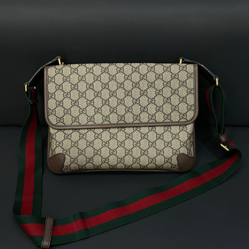 Gucci bag HY
