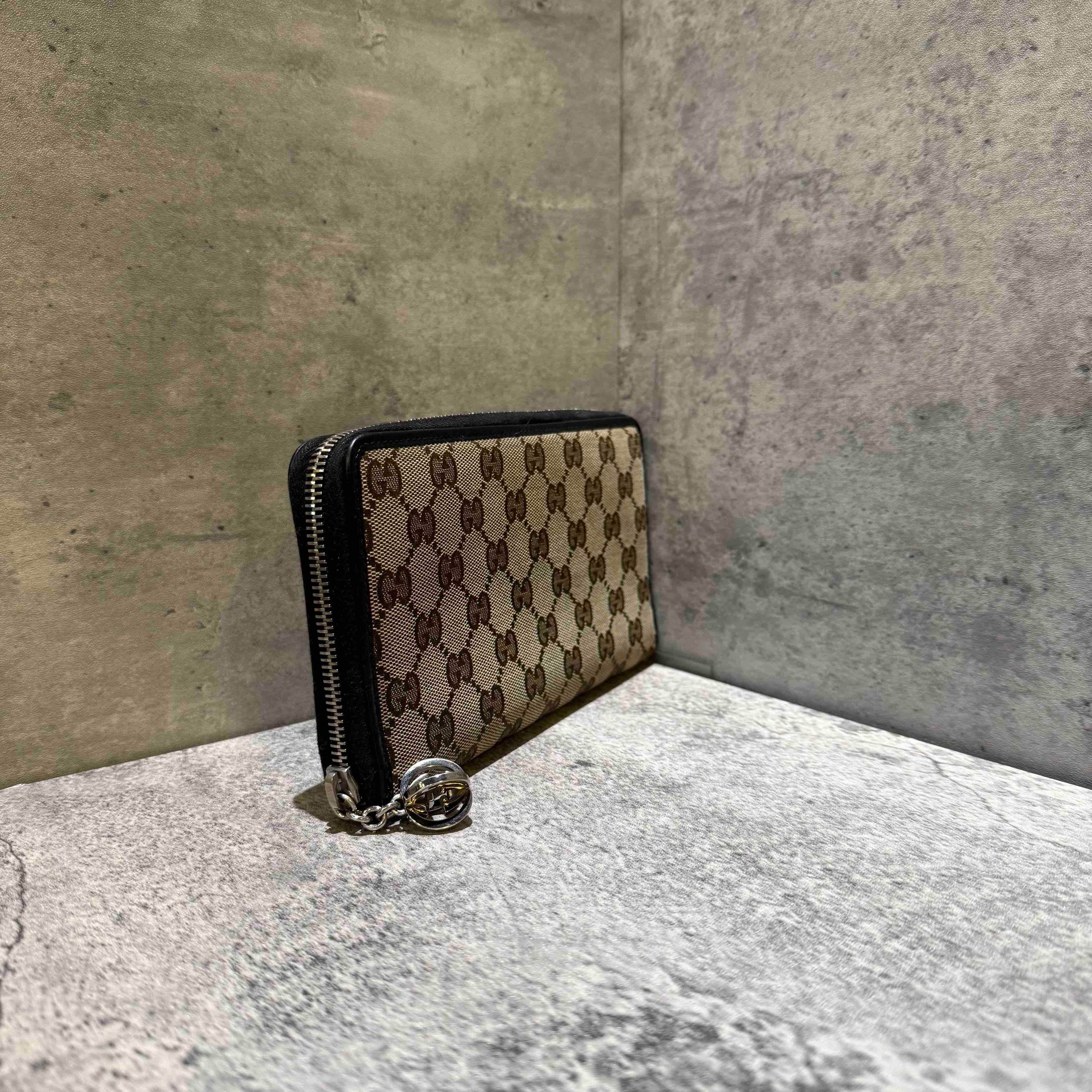 🛍️  Gucci wallet