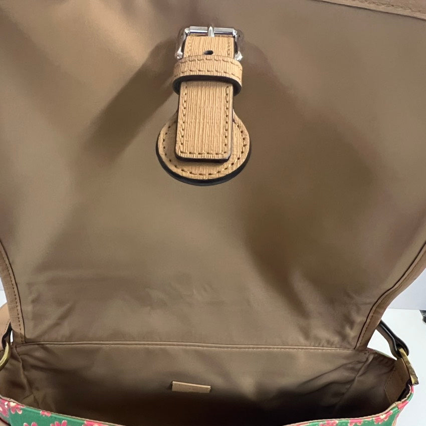 Gucci bag (cut label )