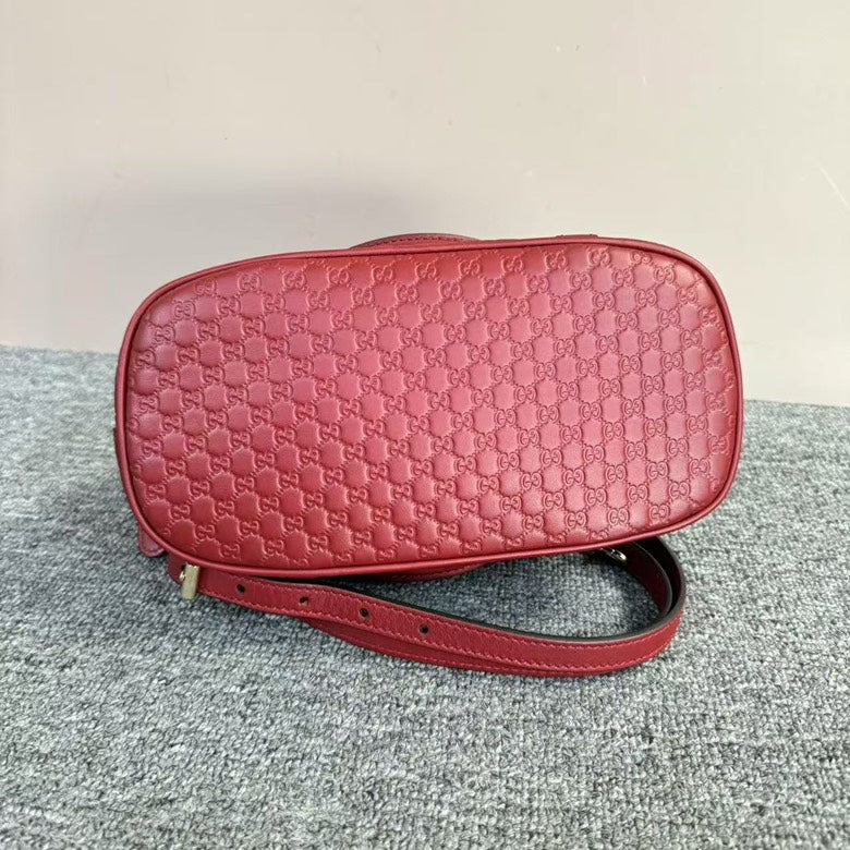 Gucci 2 way use bag
