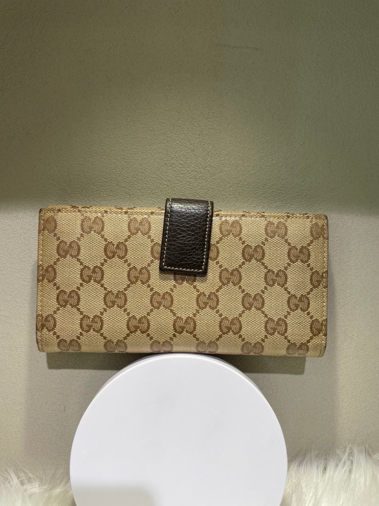 Gucci GG Supreme Beige Wallet Clutch