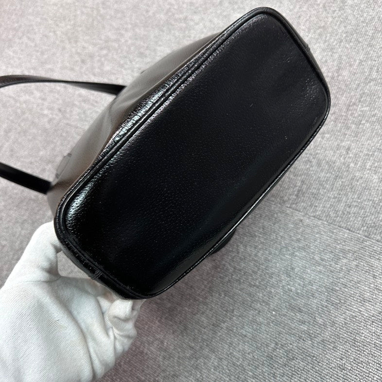 Gucci Black BVJ Tote Bag -  Leather Style