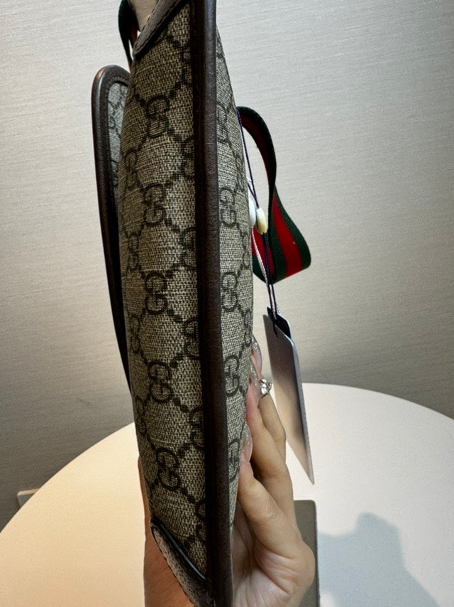 Gucci GG Supreme Canvas Shoulder Bag Beige Messenger Style