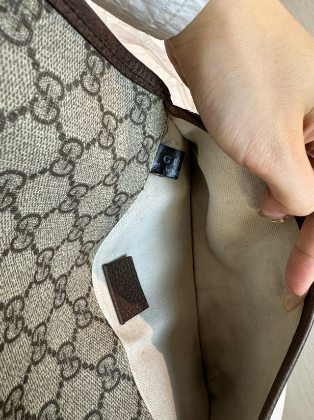 Gucci GG Supreme Canvas Shoulder Bag Beige Messenger Style