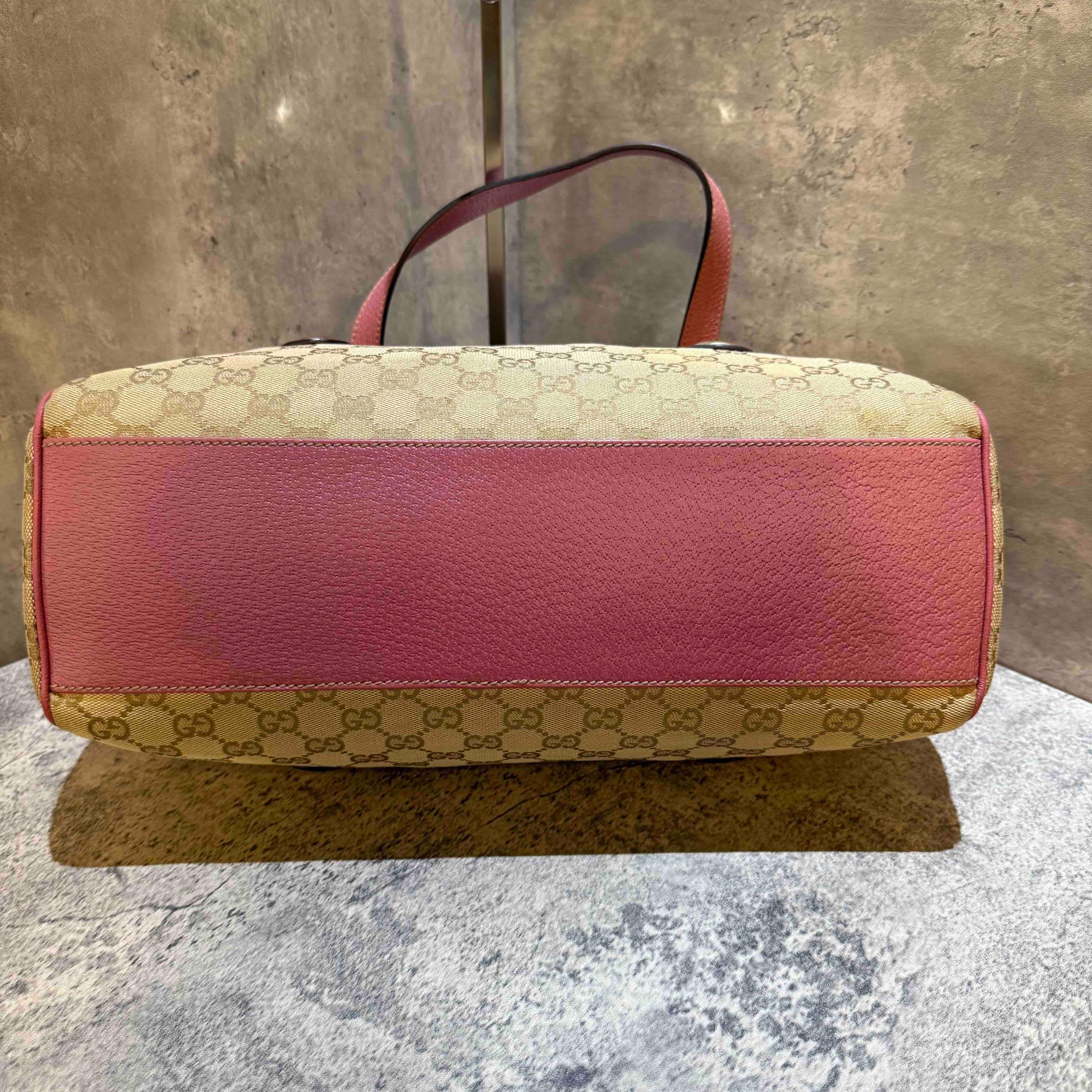 🛍️  Gucci monogram Boston bag