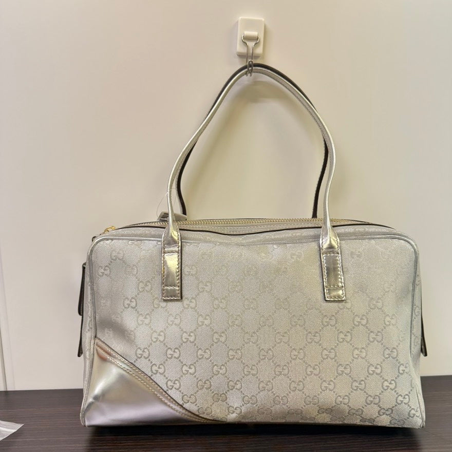 Gucci GG Supreme Canvas Shoulder Bag LB114586