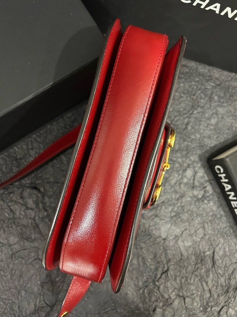 Gucci Red Horsebit 1955 Shoulder Bag 25.5cm×18cm Canvas & Leather