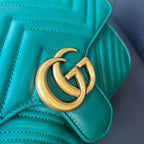 Gucci marmont26 shoulder bag