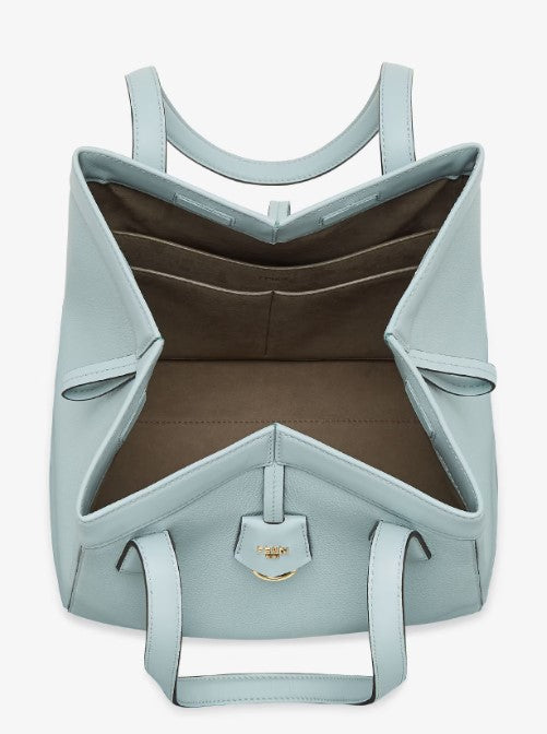 Fendi Women Tote Bags