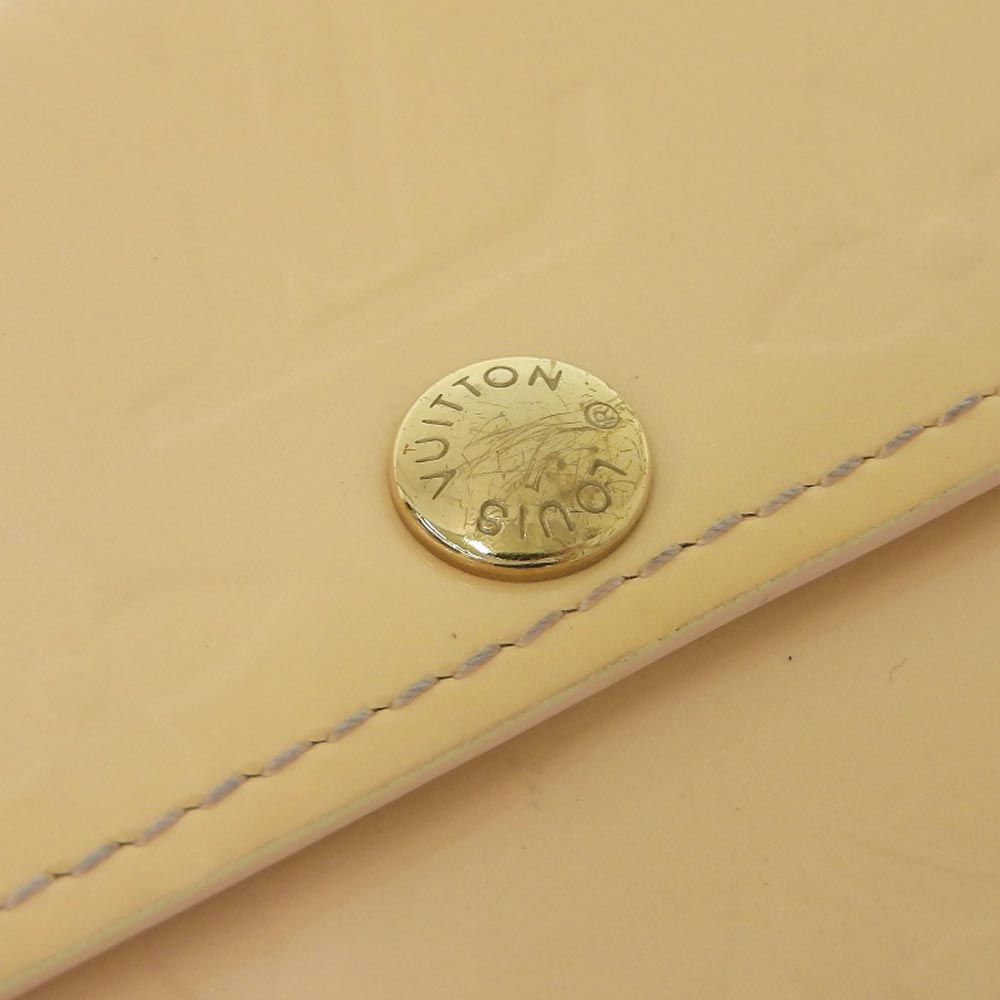 Louis Vuitton Vernis Ludlow Compact Wallet Beige M91320