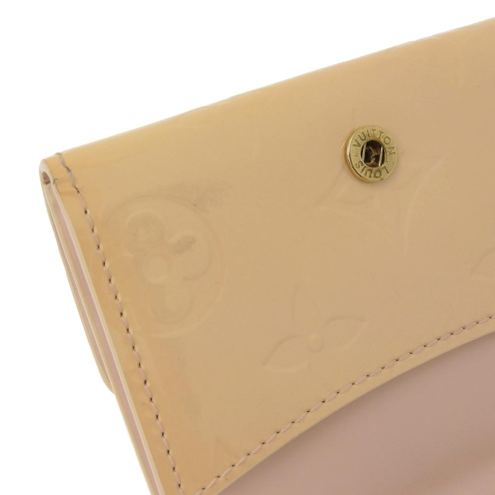 Louis Vuitton Vernis Ludlow Compact Wallet Beige M91320