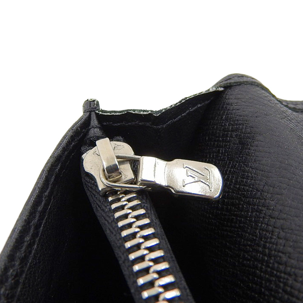 Louis Vuitton Taiga Portefeuille Brazza Long Wallet M32572