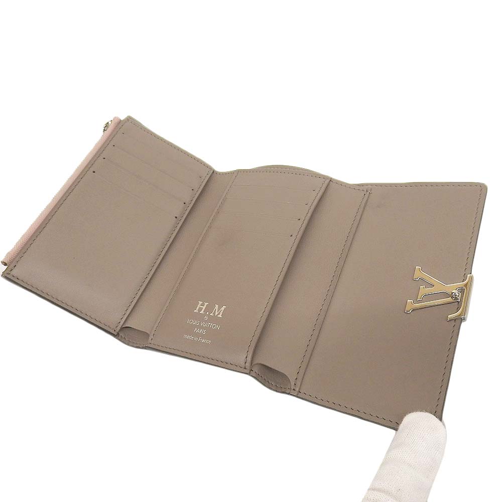 Louis Vuitton Capucines Compact Wallet Pink M62156