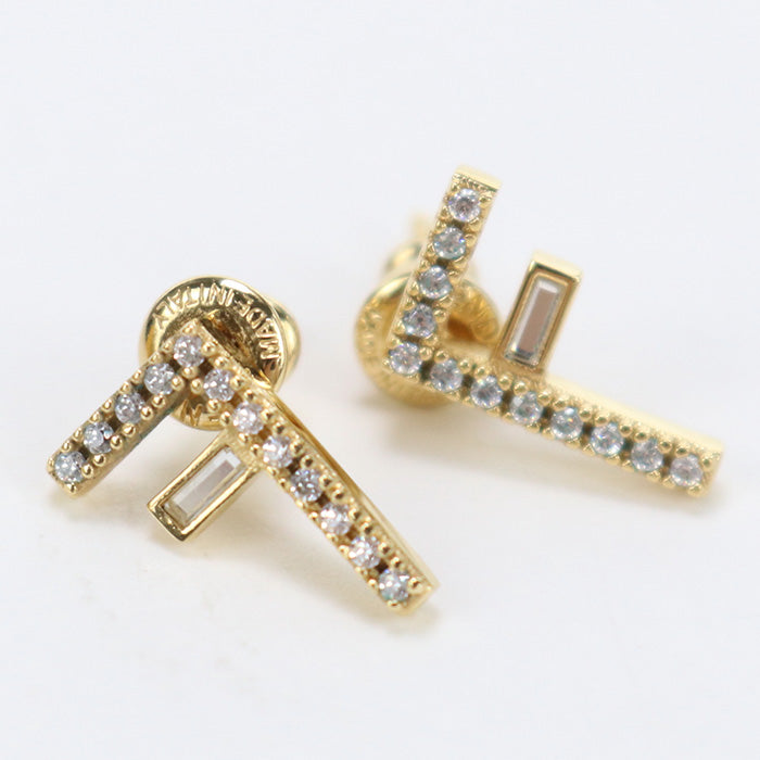 FENDI F logo earrings Pierce metal gold Women