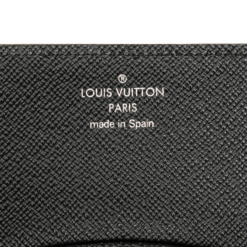 Louis Vuitton Taiga Leather Card Case M30922