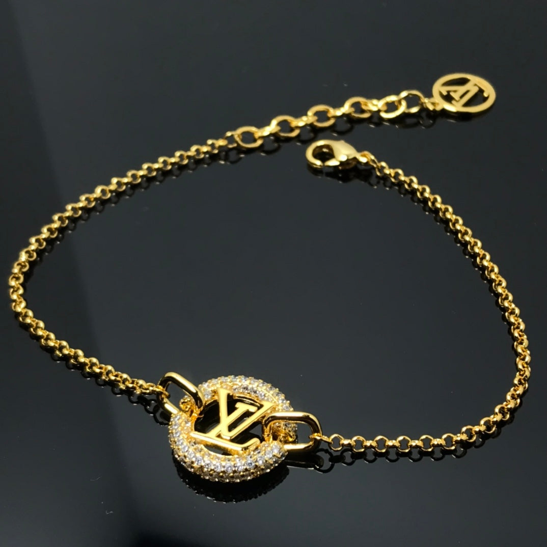 Louis Vuitton BY NIGHT DIAMOND PAVED GOLD BRACELET