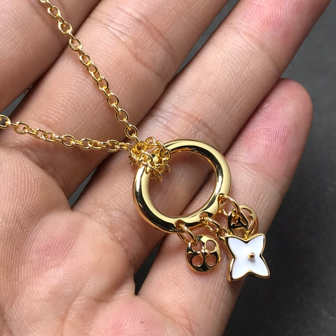 Louis Vuitton STAR AND SUN MOP PENDANT GOLD NECKLACE