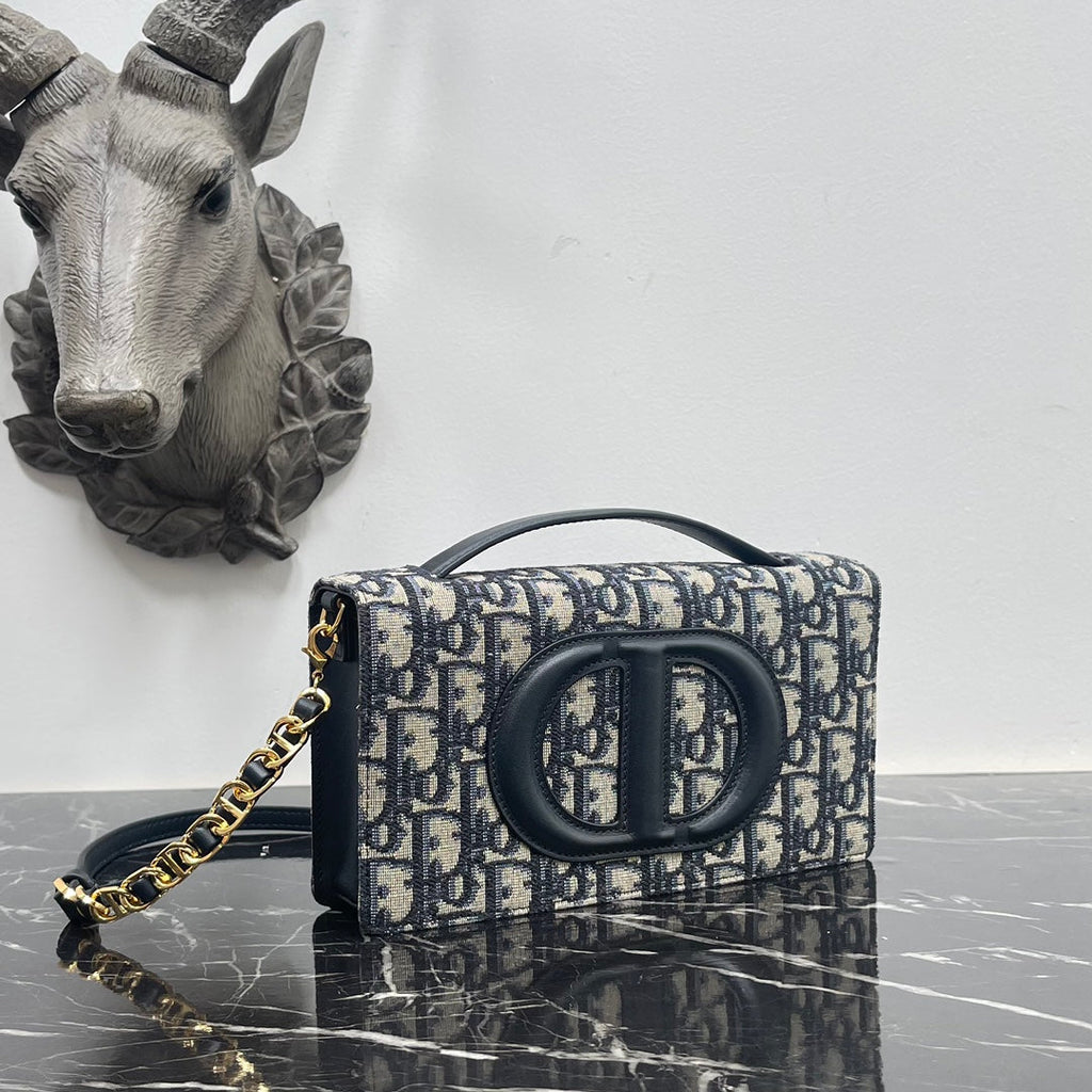 DIOR SIGNATURE 21CM BLUE OBLIQUE EMBROIDERY