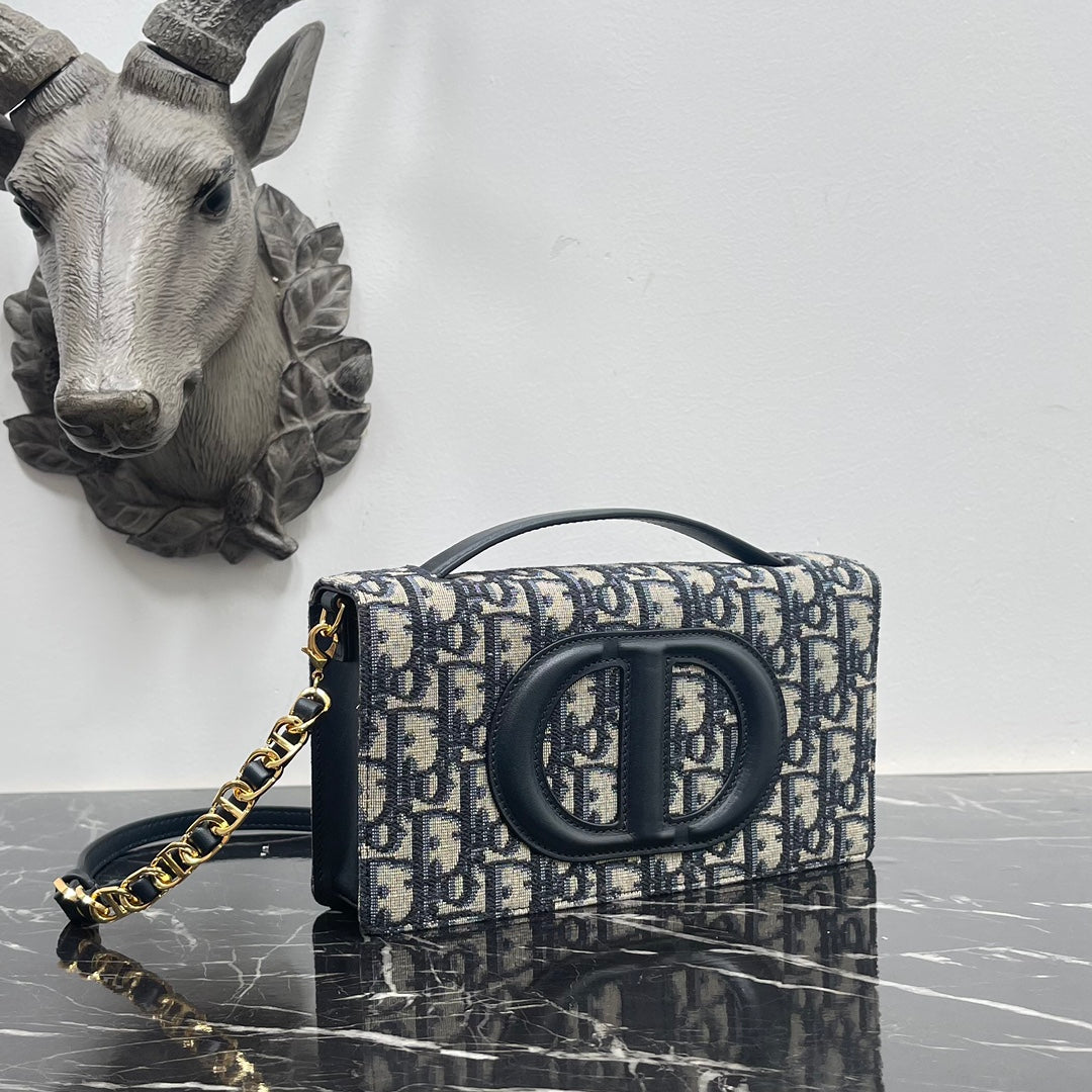 DIOR SIGNATURE 21CM BLUE OBLIQUE EMBROIDERY