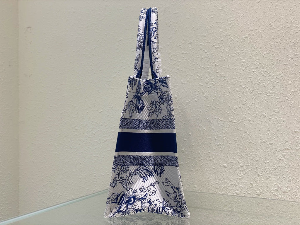 DIOR Medium Book Tote 36cm Jardin Botanique Blue