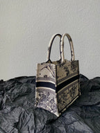 DIOR Small Book Tote 26.5cm Hercules White