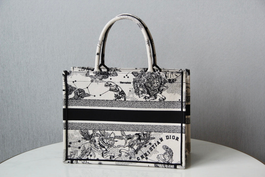 DIOR Medium Book Tote 36cm Hercules White