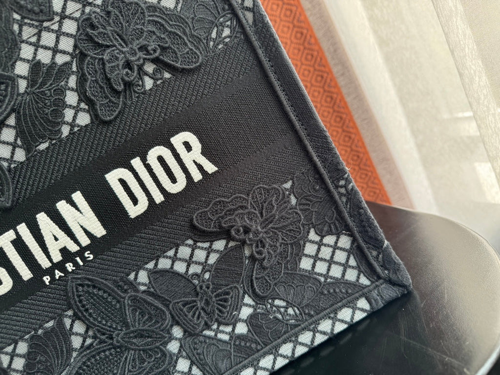 DIOR Medium Book Tote 36cm Butterfly Zodiac Black